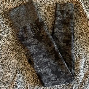 NWOT Original Camo Seamless Leggings - Grey - Gymshark